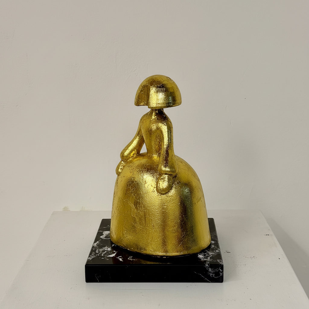“Menina Luz de Oro”