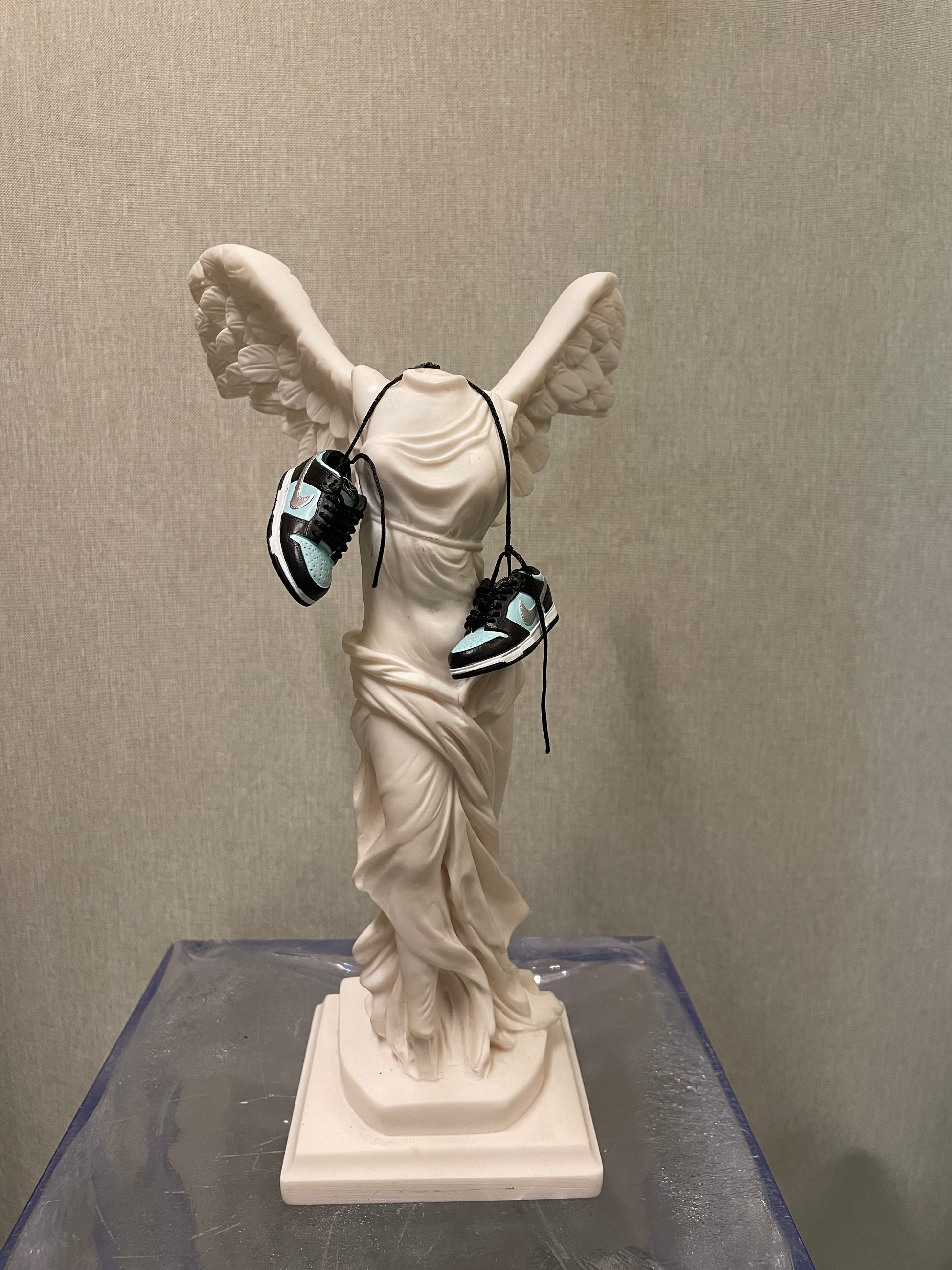 La Nike di Samotracia (33/50) – Francesco De Molfetta | Galleria Temide Savona