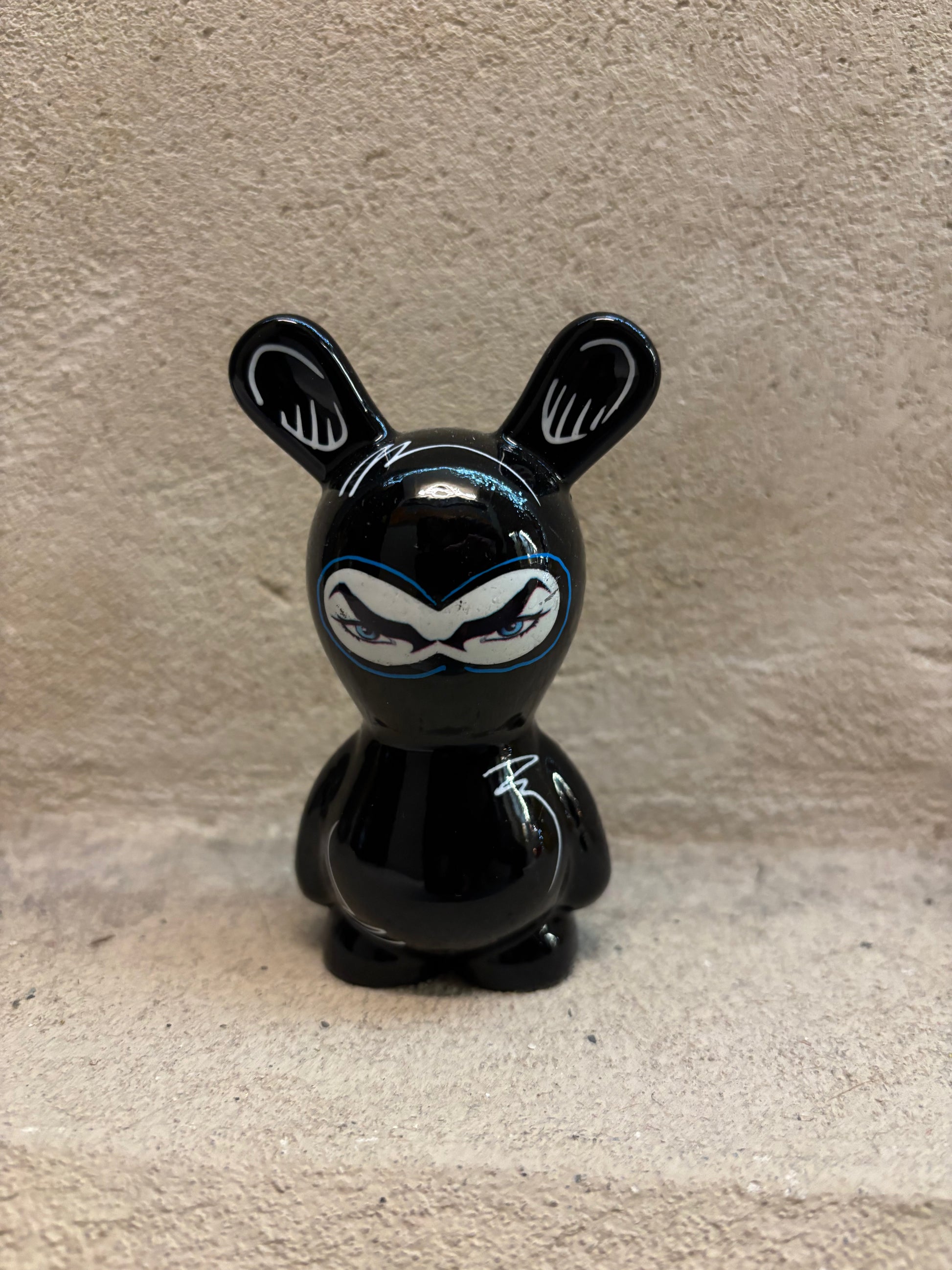 Osvaldo Diabolik mini – Paolo Pastorino, resina edizione limitata | Galleria Temide Savona