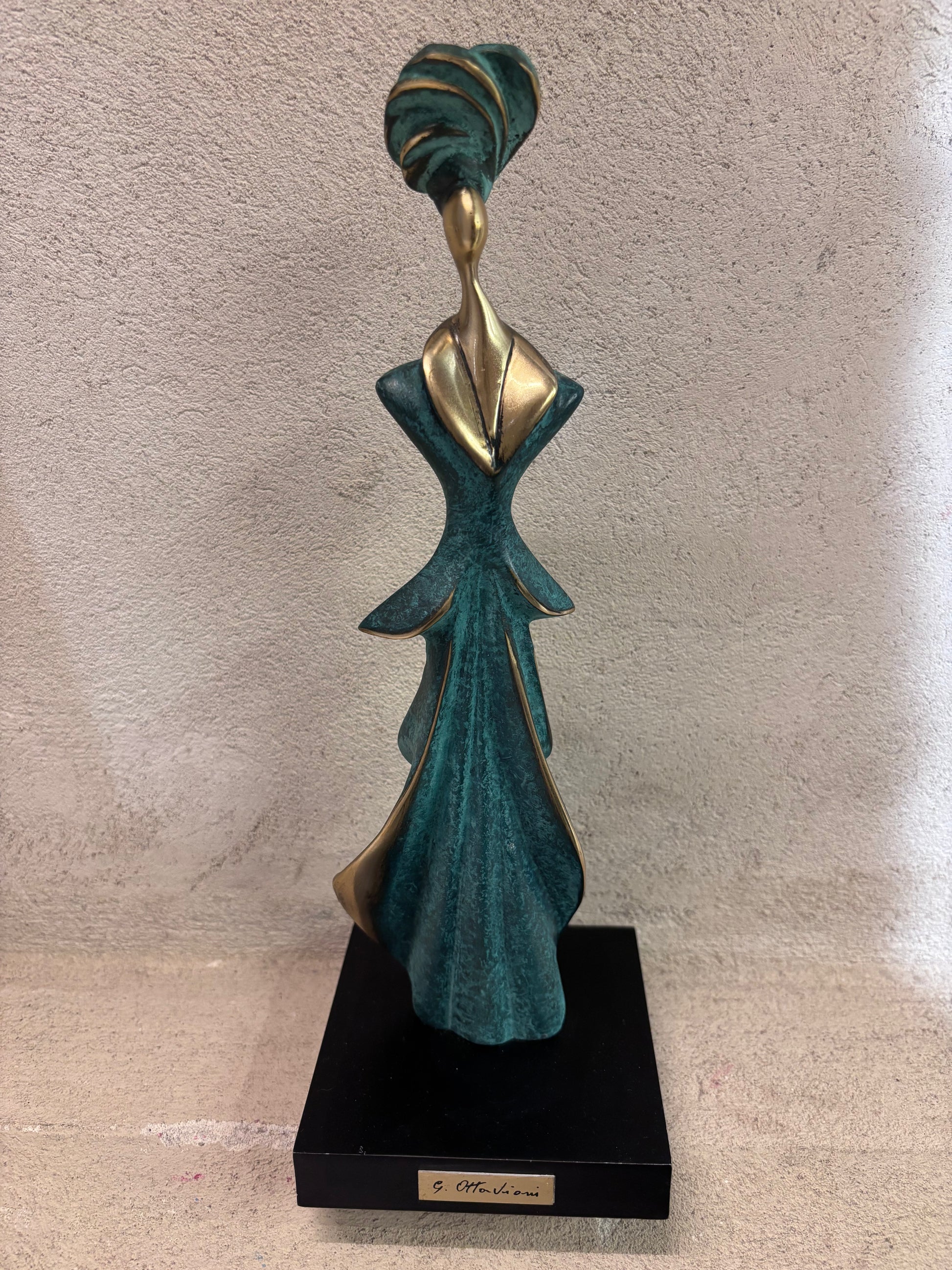 Bahiana (V) – Giuliano Ottaviani, bronzo | Galleria Temide Savona