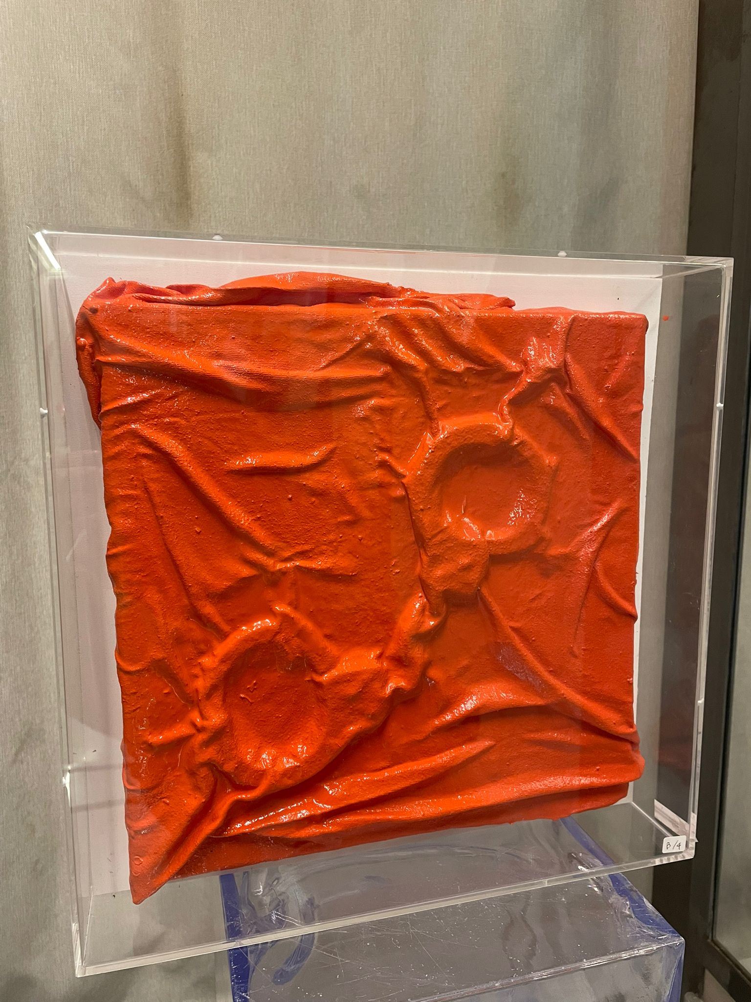 Odio su Tela Manette – Francesco De Molfetta | Galleria Temide Savona